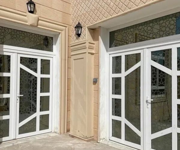 أبواب WPC و UPVC